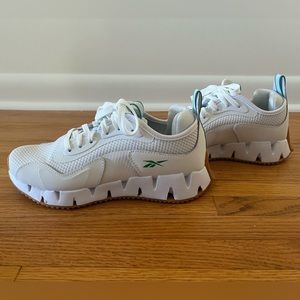 Reebok Zig Dynamica Women’s Running Shoes White Green Sneaker Size 7 NEW